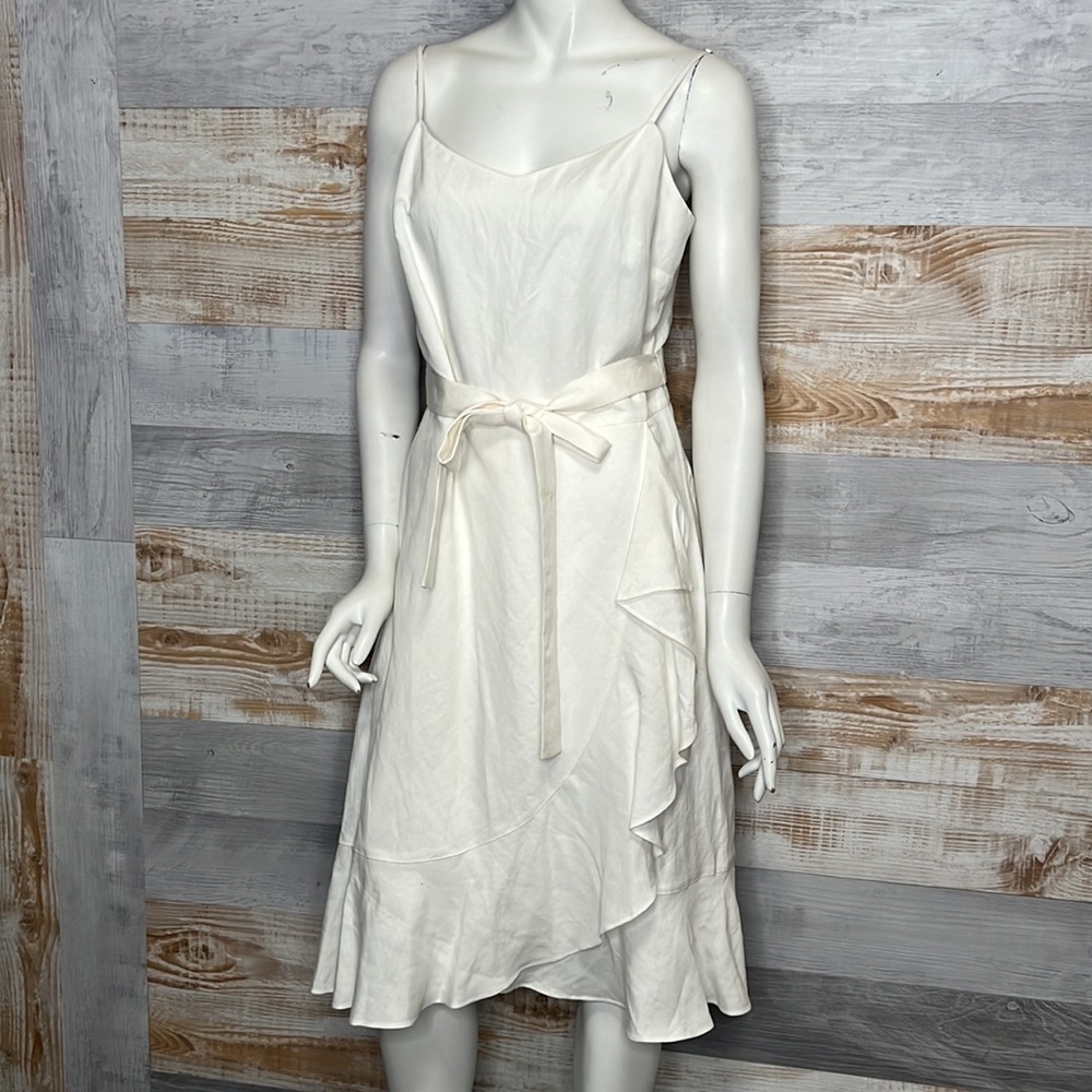 Banana Republic Linen-Blend Ruffle Wrap Dress white size 12 but fits like a 10
